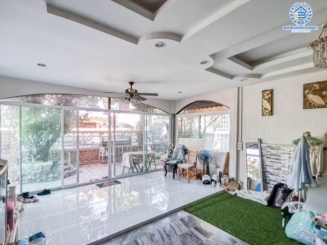 *****บ้านเดี่ยวมือสองย่านกรุงเทพฯ ม.บ้านสวนทองวิลล่า สรงประภา เนื้อที่กว้างขวางมากสุดถึง 63.1 ตร.ว. ฟังก์ชัน 3 ห้องนอน 3 ห้องน้ำ 2 ห้องน้ำ บ้านน่าอยู่ แถมฟรี! 6 เครื่องปรับอากาศ ทำเลดี ใกล้รถไฟฟ้าสายสีแดง "สถานีดอนเมือง" และทางด่วน ราคาถูกสุดในโครงการ!